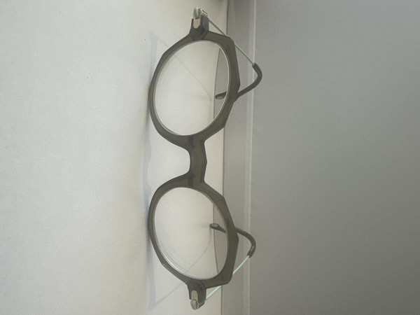 ANNE & VALENTIN - LATITUDE 45&bull;23 - LATITUDE 45&curren;23