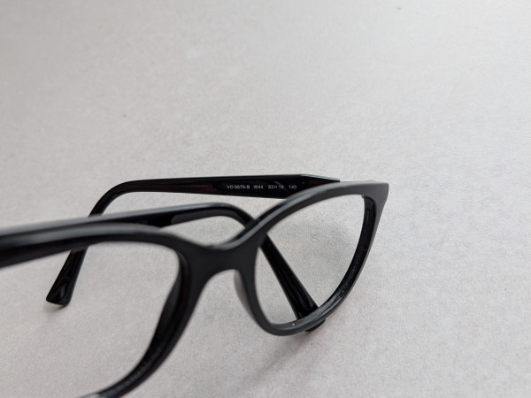 Vogue  - VO 5679-B w44 53&curren;19