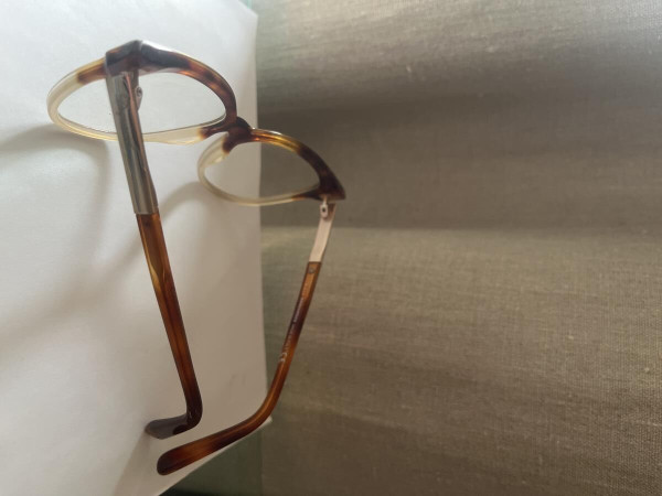 DSQUARED lunettes papillon cognac taille M - DQ52140555416140 4.5.  Cms&curren;13 cms
