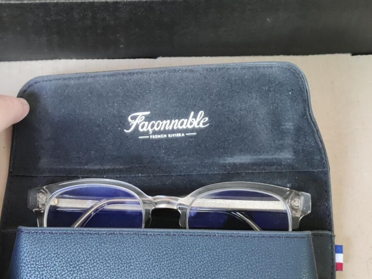 Fa&ccedil;onnable - FR016 CR70