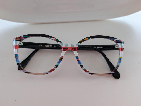 Les lunettes de Suzette...