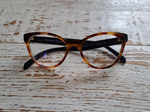 Prada - VPR02T