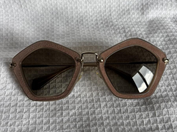 MIU MIU - SMU060 53&curren;25