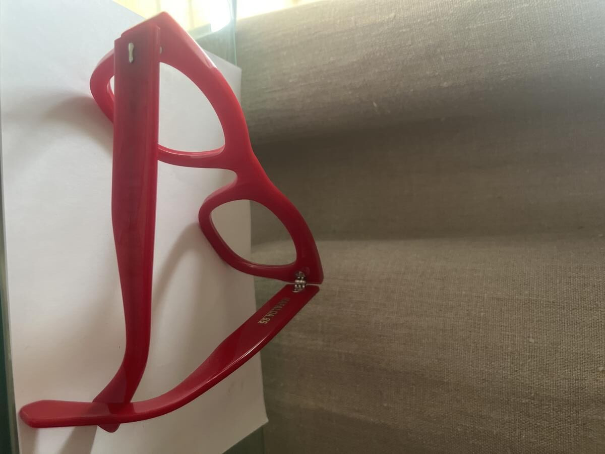Mafalda lunettes rouges taille M - 4926 145 via Torino c 0067 4.3cms&curren;13cms