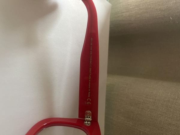 Mafalda lunettes rouges taille M - 4926 145 via Torino c 0067 4.3cms&curren;13cms