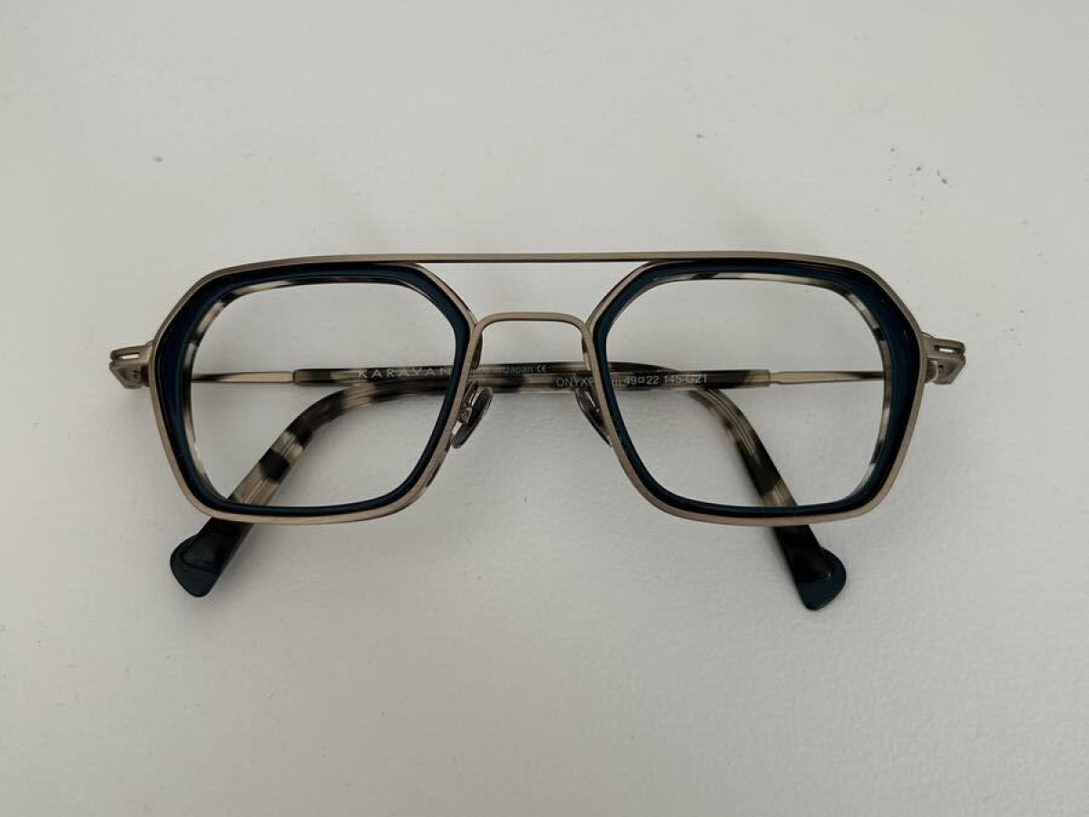 Karavan - Onyx05 49&curren;22