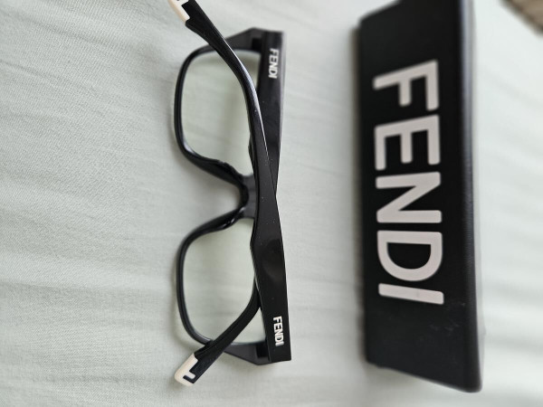 Fendi - FE50001I 001 52□17 145 B