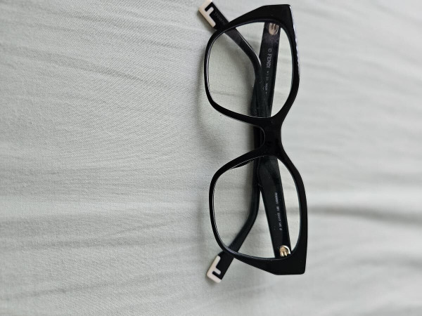 Fendi - FE50001I 001 52□17 145 B