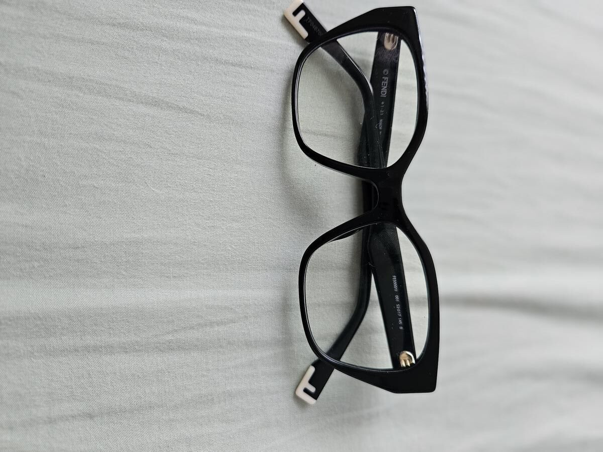 Fendi - FE50001I 001 52□17 145 B