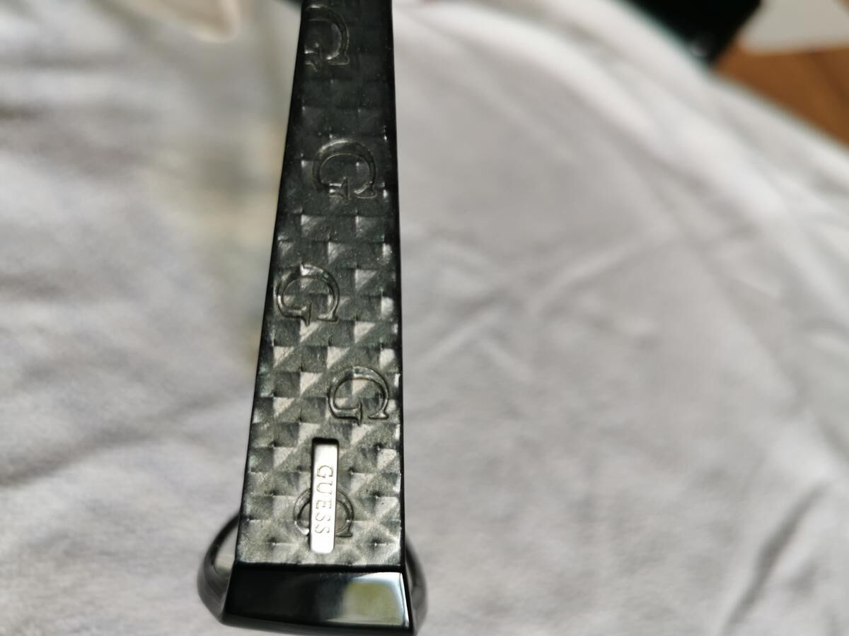 Guess  - GU 7259