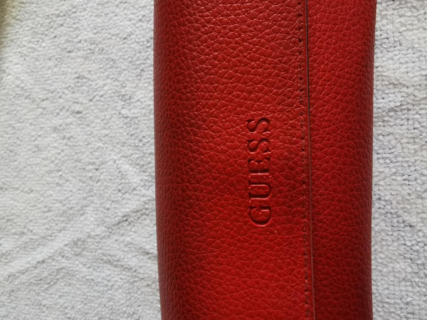 Guess  - GU 7259