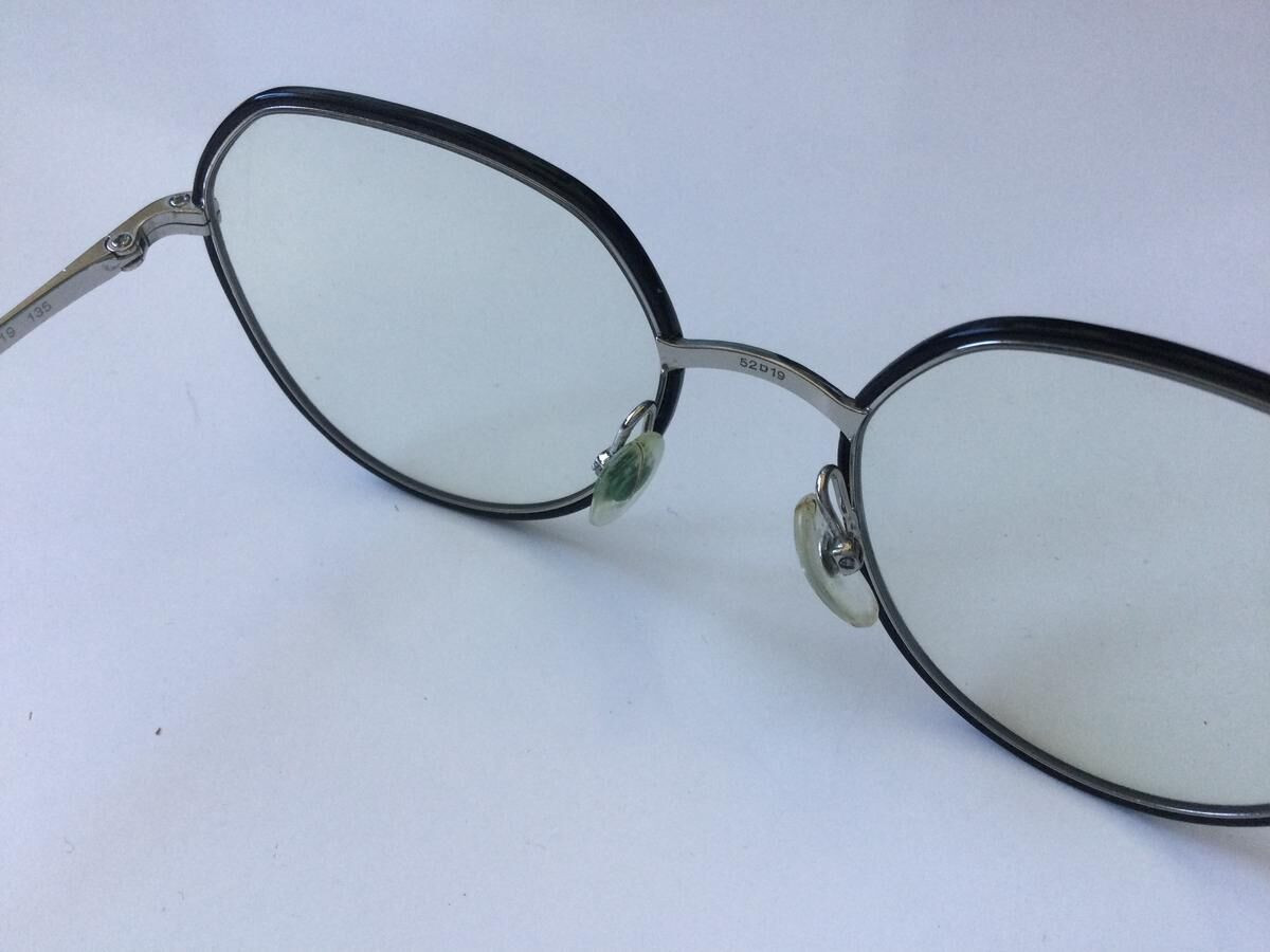 Chanel  - 2189-J c.124 52&curren;19 135