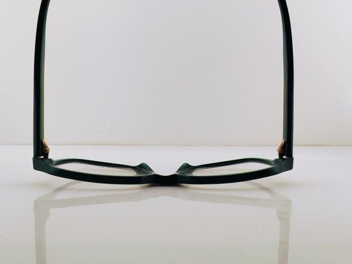 GUCCI - GG 04690 004 56&curren;18