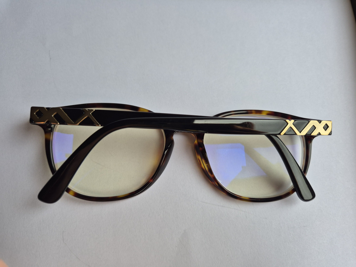 Burberry - B2241 3002 52 18 140
