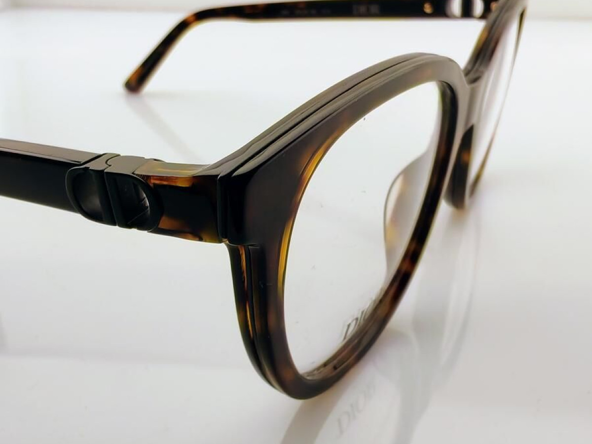 DIOR - 30 Montaigne MiniO R31 2900 53¤18