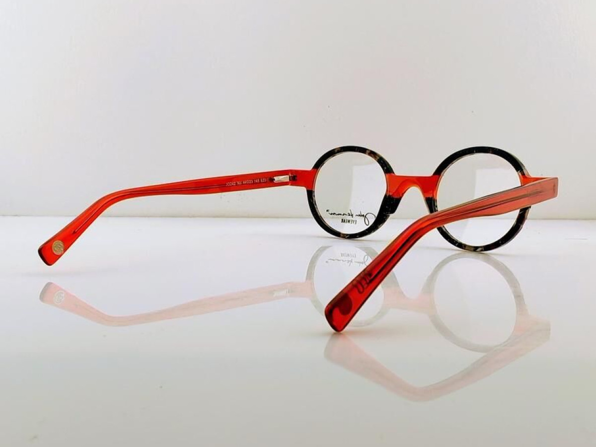 JOHN LENNON - JO 242 N o 44&curren;23