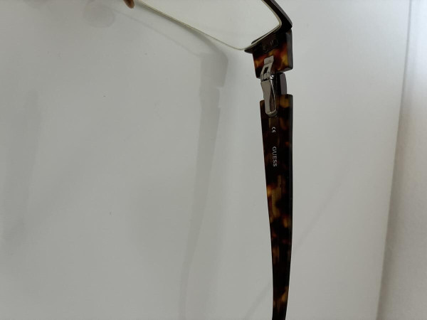 GUESS - GU1558 BRN 53 16-35