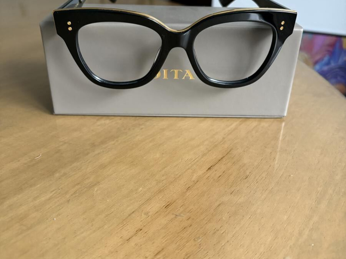 Dita - 22031-A-BLK-GLD-55