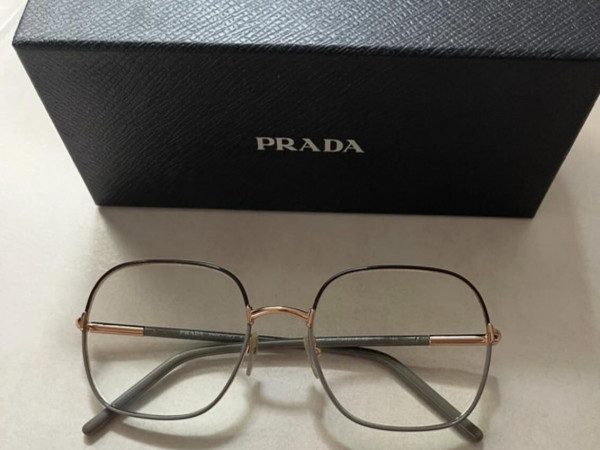 Prada  - VPR56W02H101 54&curren;19