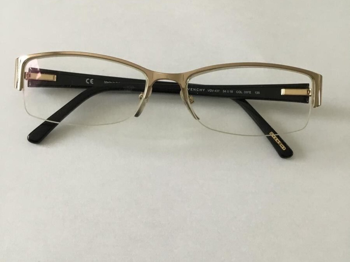 Givencky - VGV 437. 54_16 135