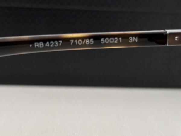 Ray-Ban - RB 4237 50¤21
