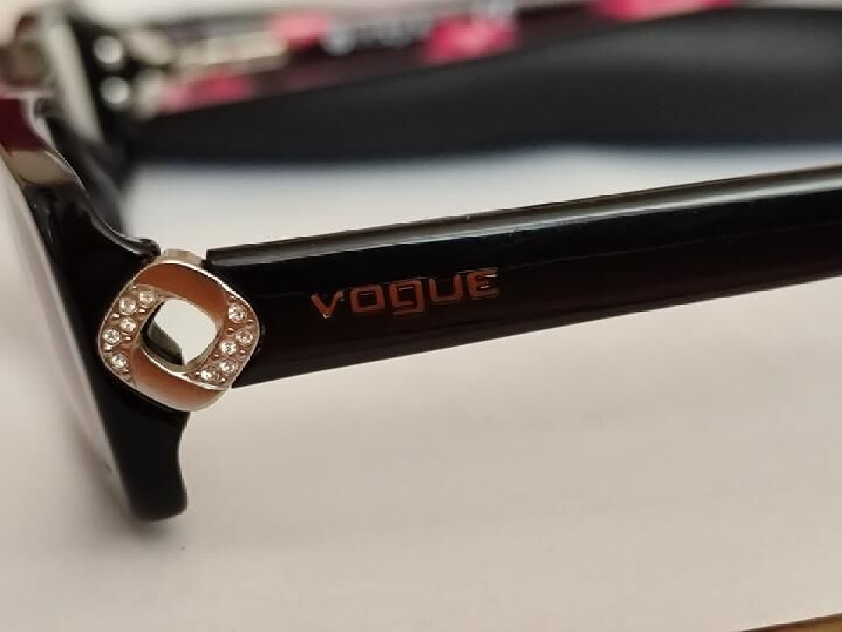Vogue -VO 2694-B W44 - VO 2694-B W44 51&bull;15 51&curren;15
