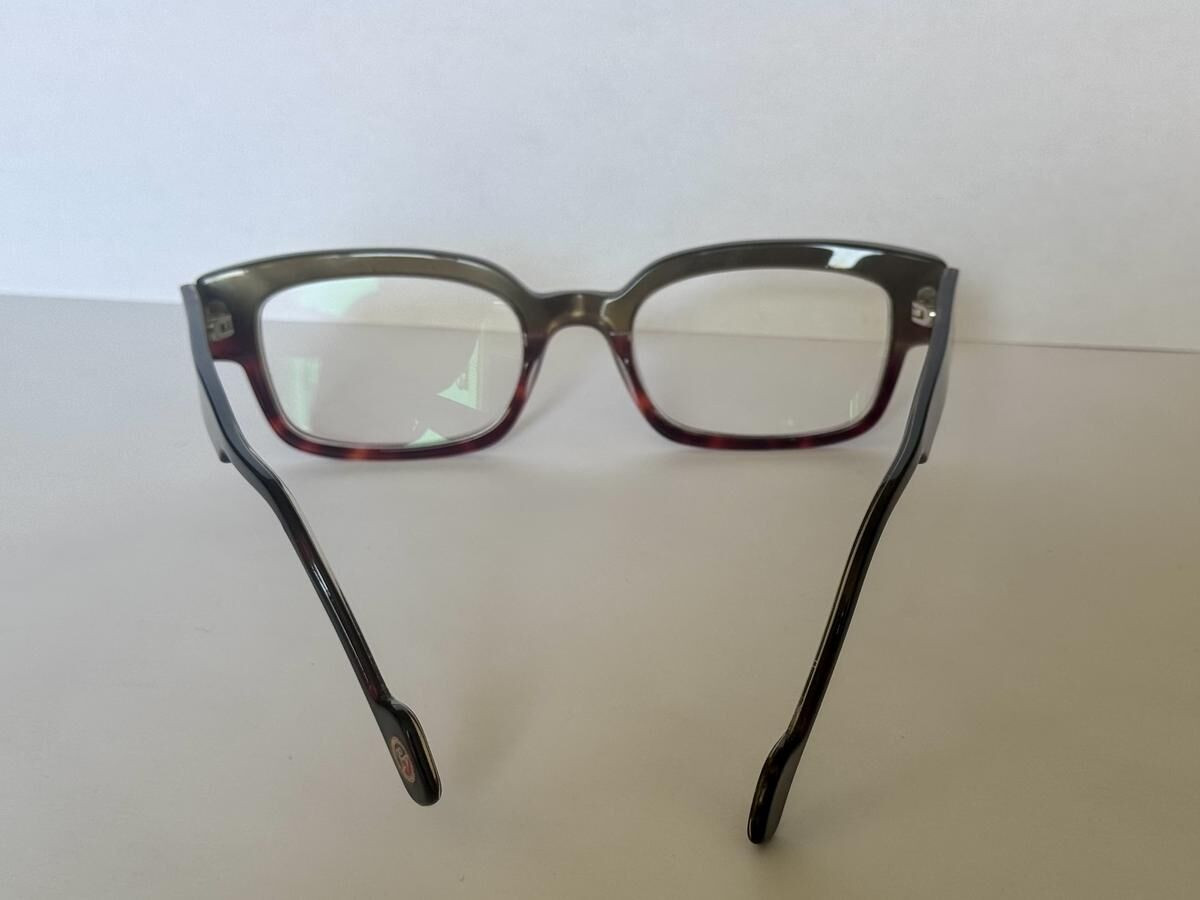 Anne et Valentin - Reaction 0927 4,58 cm¤1 cm
