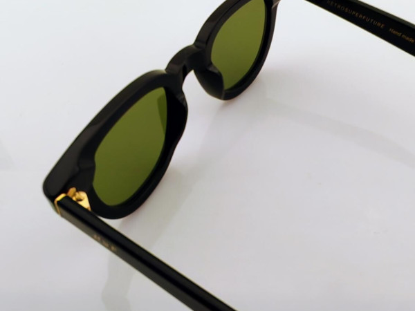RETROSUPERFUTURE - CERTO UOV / 2 / BQ21 48¤24