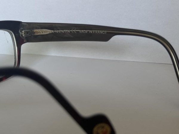 Anne et Valentin - Reaction 0927 4,58 cm¤1 cm