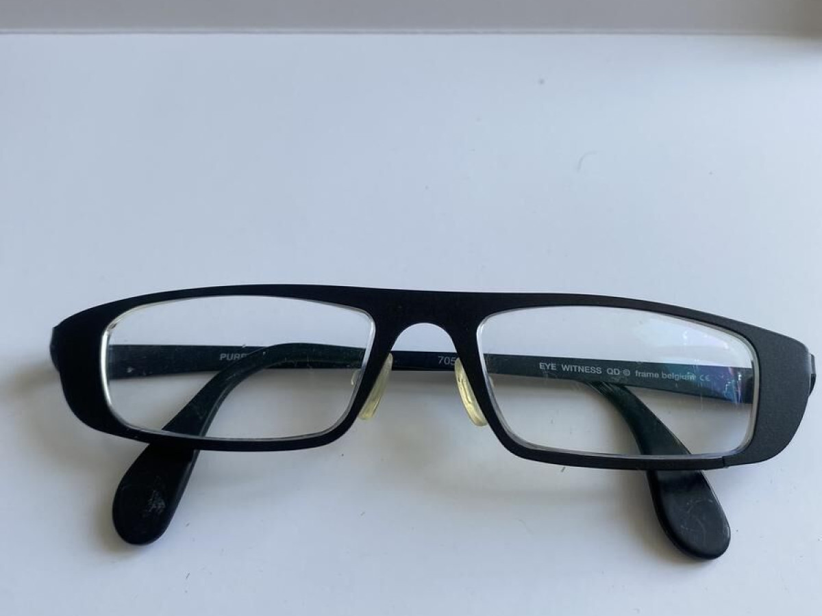 Th&eacute;o Eye witness QD 705