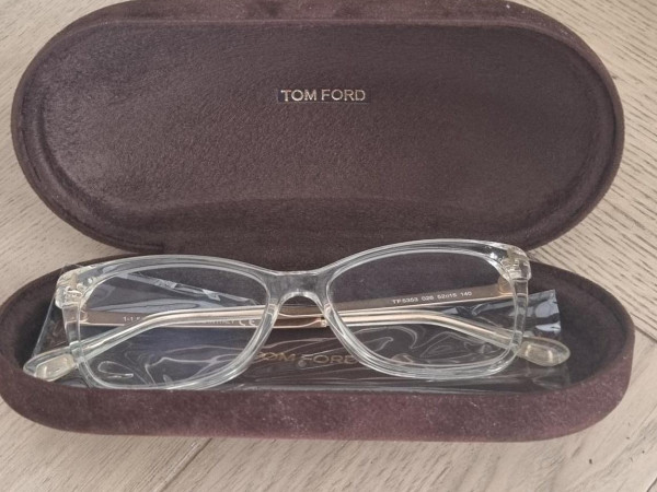 Tom Ford - TF4353