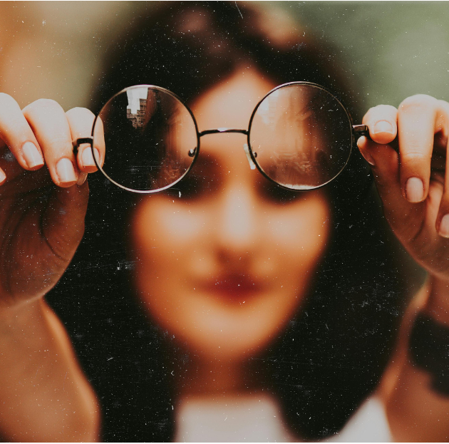 Interview with Our Opticians: Reconditioned Second-Hand Glasses