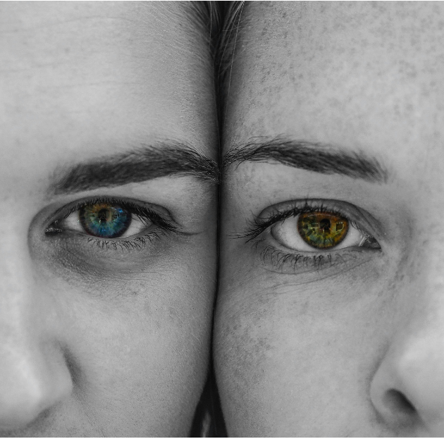 Kératopigmentation, changer la couleur de ses yeux : à quel prix et pour quels dangers ?